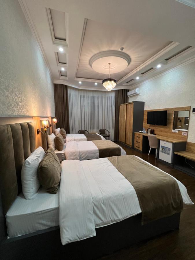 Hotel Sharq Dușanbe Exterior foto