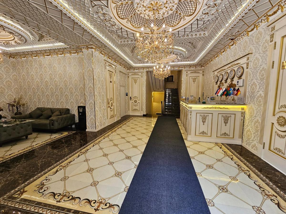 Hotel Sharq Dușanbe Exterior foto